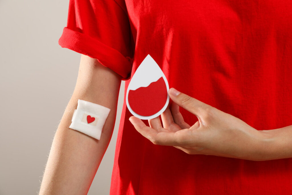 Saiba a importância da doação de sangue no Junho Vermelho e como se preparar para doar e salvar vidas.